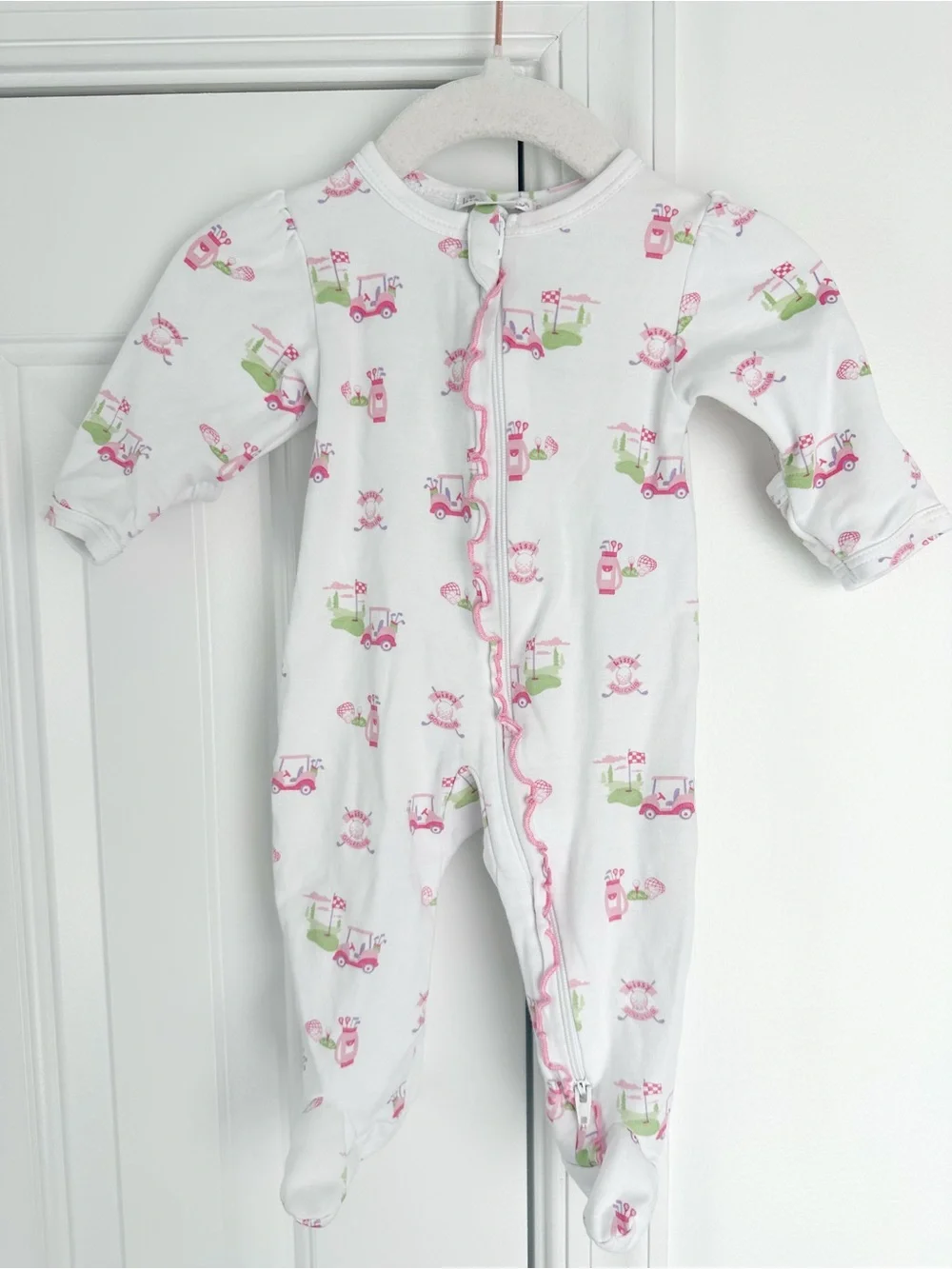 Kissy Kissy NB Golf print sleeper like new